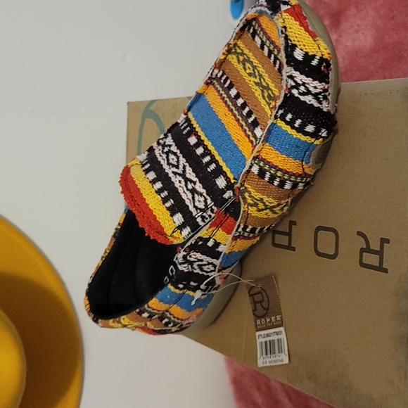 Roper Liza multi color Southwest driving shoe size 6.5 - Picture 3 of 8